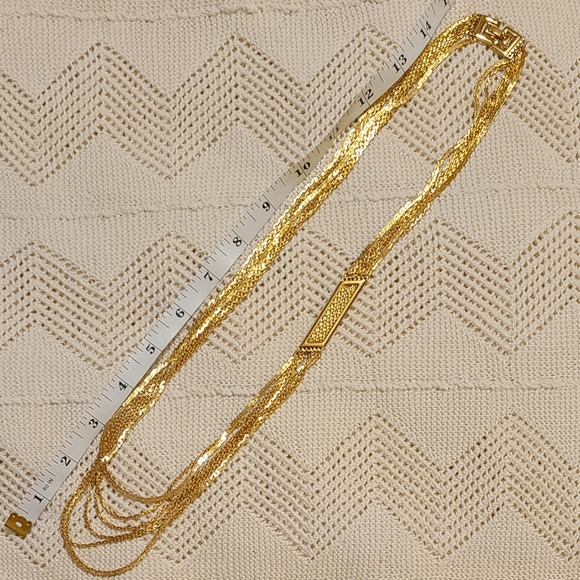 Stunning Vintage MONET 6 Layer 30" Gold Tone Chain Necklace - Picture 6 of 6